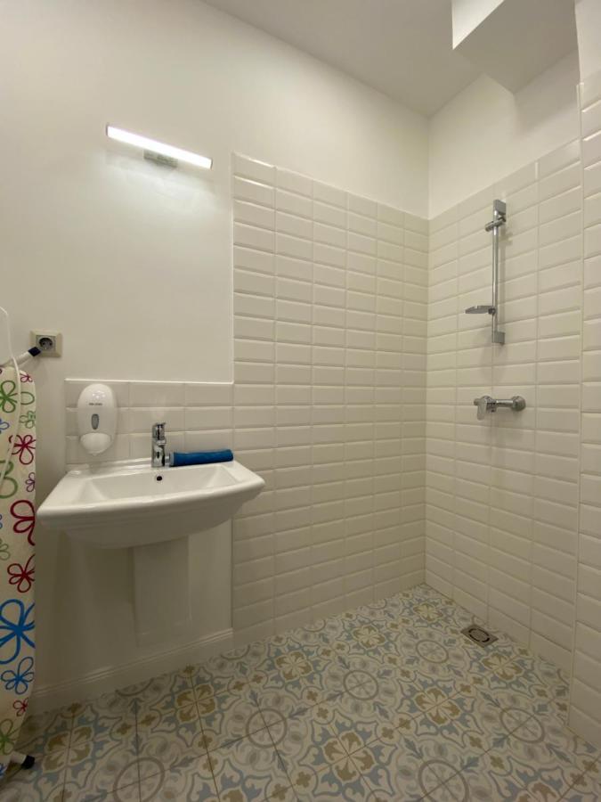 2 Bedroom 107 M2 Loft With Balcony Budapest Bagian luar foto